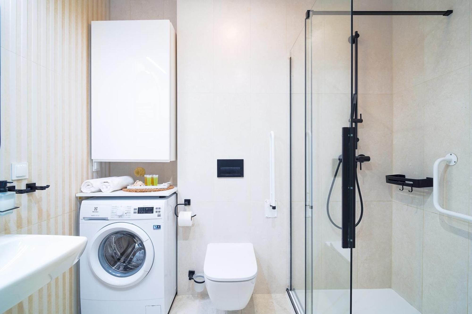 Lulu Apartments - Pod Masztami - Apartament Dwupokojowy - Basen Silownia Parking Kołobrzeg Kültér fotó